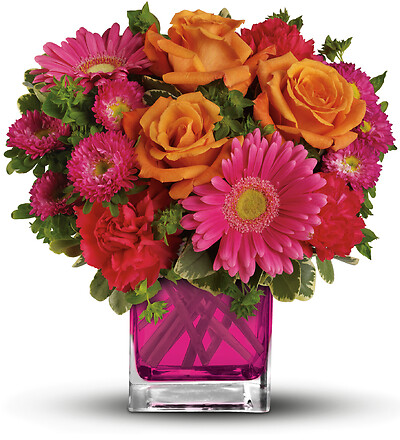 Teleflora&#039;s Turn Up The Pink Bouquet